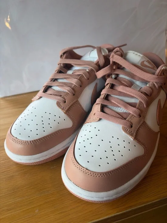 Nike Dunk Low Rose Whisper Women’s 8.5 DD1503-118 Pink White Nike Refurbished - Picture 2 of 8